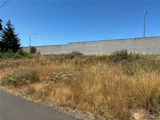 4412 S Hosmer Street, Tacoma, WA 98418
