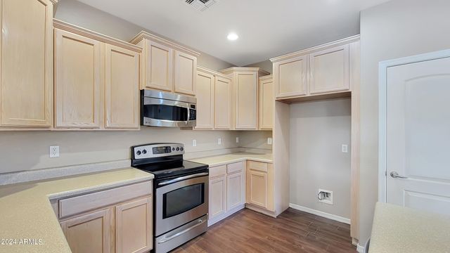 9037 W Plum Road, Peoria, AZ 85383