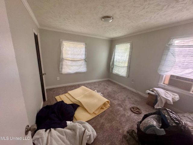 528 N Park Lane, Jackson, MS 39206