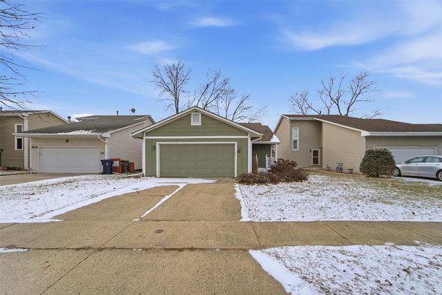 4518 84th Street, Urbandale, IA 50322