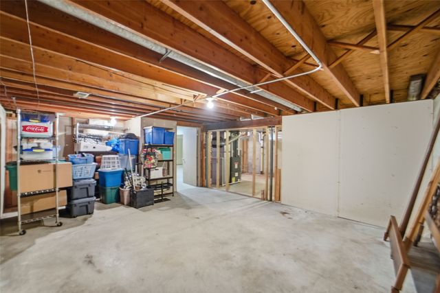 4518 84th Street, Urbandale, IA 50322