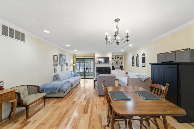 4518 84th Street, Urbandale, IA 50322