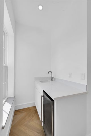 500 SW B Street 3, Bentonville, AR 72712