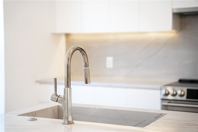 500 SW B Street 3, Bentonville, AR 72712