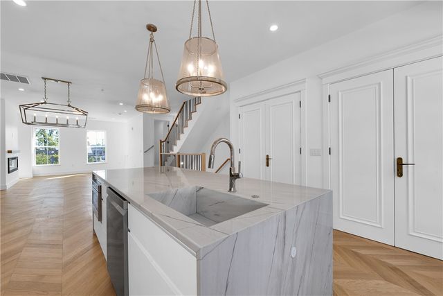 500 SW B Street 3, Bentonville, AR 72712