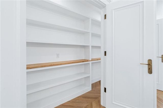 500 SW B Street 3, Bentonville, AR 72712