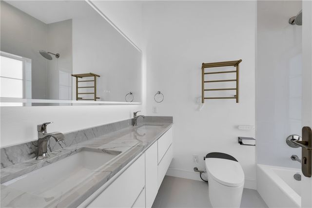 500 SW B Street 3, Bentonville, AR 72712