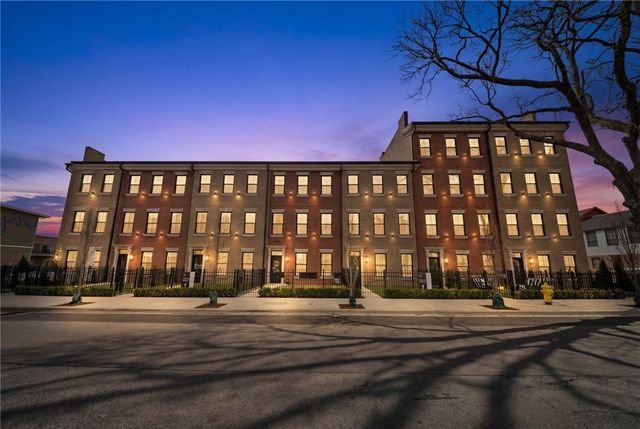 500 SW B Street 3, Bentonville, AR 72712