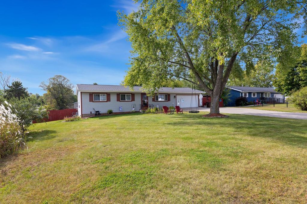 518 Birch STREET, Onalaska, WI 54650