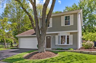 1640 Edinburgh Court, Aurora, IL 60504