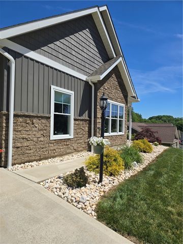 2236 Shannon Mills Dr, Connoquenessing Twp, PA 16053