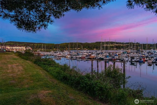 5 Pintail Road, Port Ludlow, WA 98365
