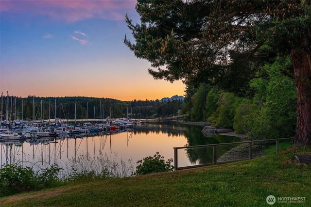 5 Pintail Road, Port Ludlow, WA 98365