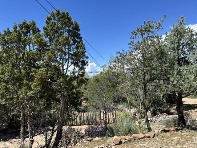 436 Apodaca Hill Street, Santa Fe, NM 87501