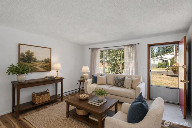 3818 103rd Street NE, Marysville, WA 98270