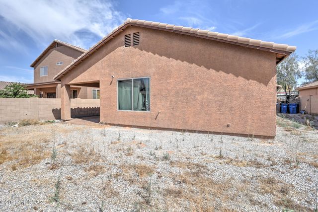 6443 W Elk Falls Way, Tucson, AZ 85757