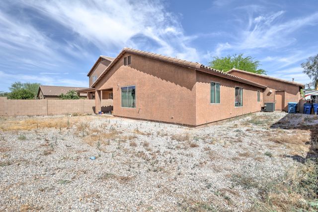6443 W Elk Falls Way, Tucson, AZ 85757
