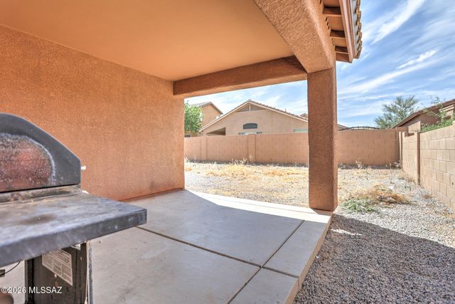 6443 W Elk Falls Way, Tucson, AZ 85757