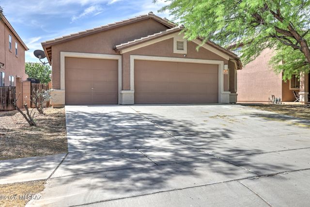 6443 W Elk Falls Way, Tucson, AZ 85757