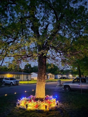 4000 Fitzhugh Avenue, Fort Worth, TX 76105