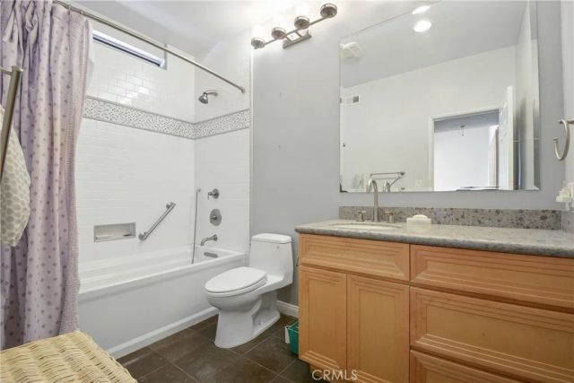 4033 Lamarr Ave., Culver City, CA 90232