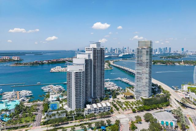 400 Alton Rd TH-1A, Miami Beach, FL 33139