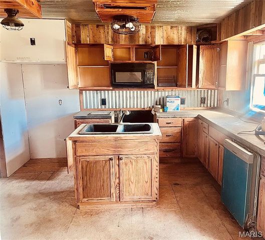 1477 Meramec Avenue, Pacific, MO 63069