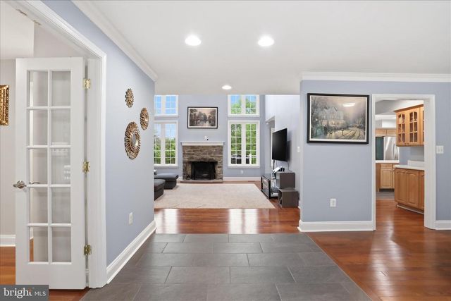 117 BEVERLY LN, Falling Waters, WV 25419