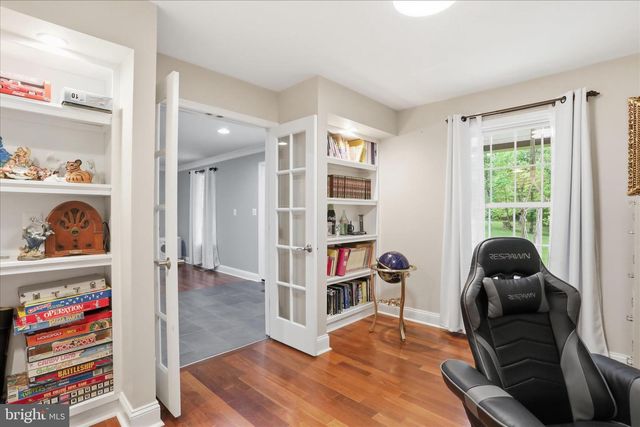 117 BEVERLY LN, Falling Waters, WV 25419