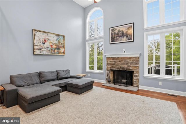 117 BEVERLY LN, Falling Waters, WV 25419