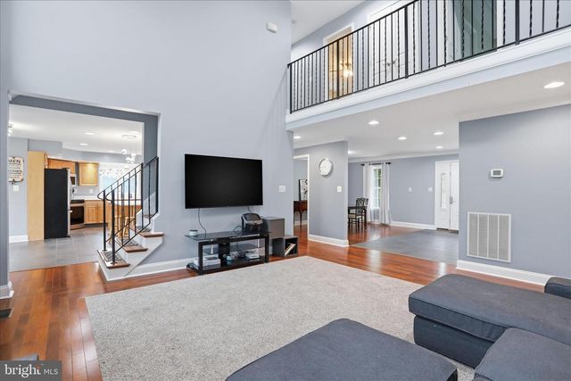 117 BEVERLY LN, Falling Waters, WV 25419