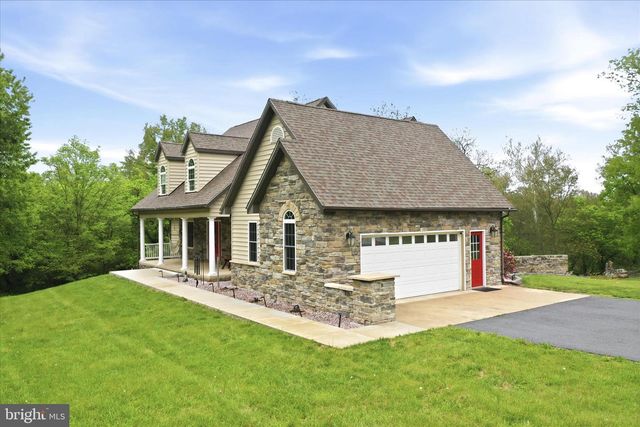 117 BEVERLY LN, Falling Waters, WV 25419