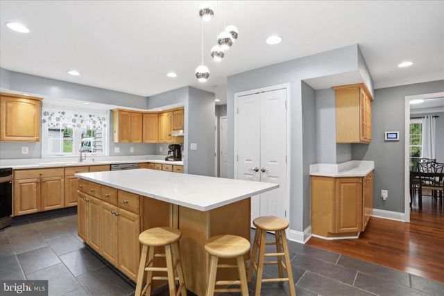 117 BEVERLY LN, Falling Waters, WV 25419