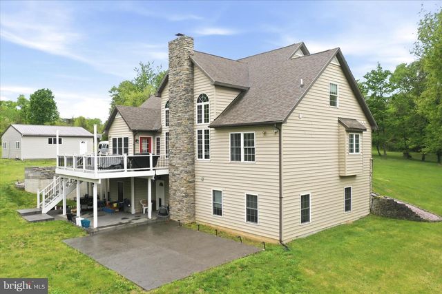 117 BEVERLY LN, Falling Waters, WV 25419