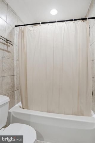 117 BEVERLY LN, Falling Waters, WV 25419
