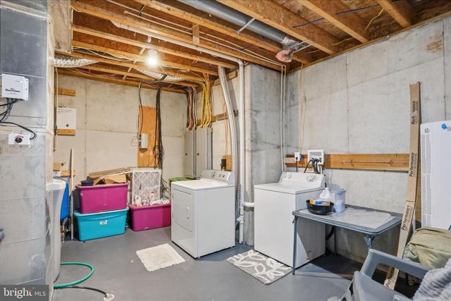 117 BEVERLY LN, Falling Waters, WV 25419