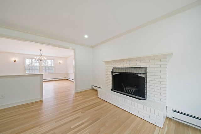 49 Algonquin Rd, Canton, MA 02021