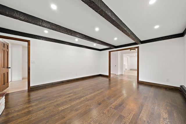 49 Algonquin Rd, Canton, MA 02021