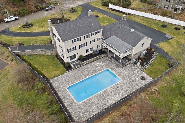 49 Algonquin Rd, Canton, MA 02021