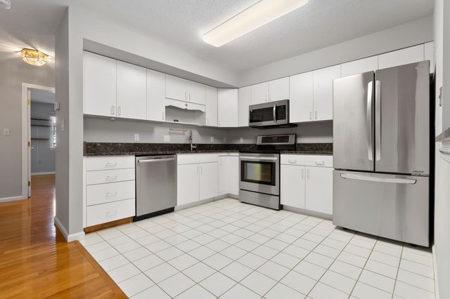 9 Weatherly Drive 9, Salem, MA 01970