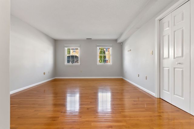 9 Weatherly Drive 9, Salem, MA 01970