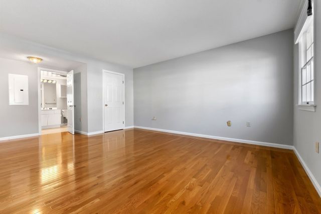 9 Weatherly Drive 9, Salem, MA 01970