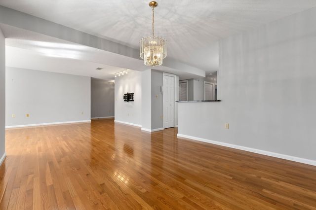 9 Weatherly Drive 9, Salem, MA 01970
