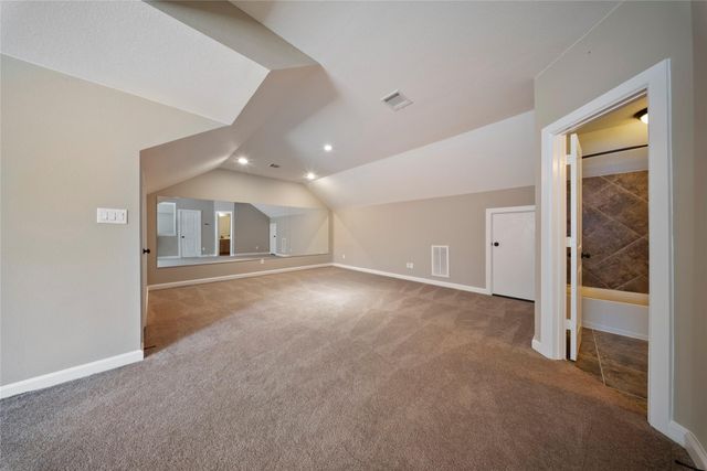 176 Castlegate Lane, Houston, TX 77065