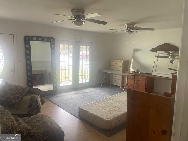 106 E Derenne Avenue, Savannah, GA 31405