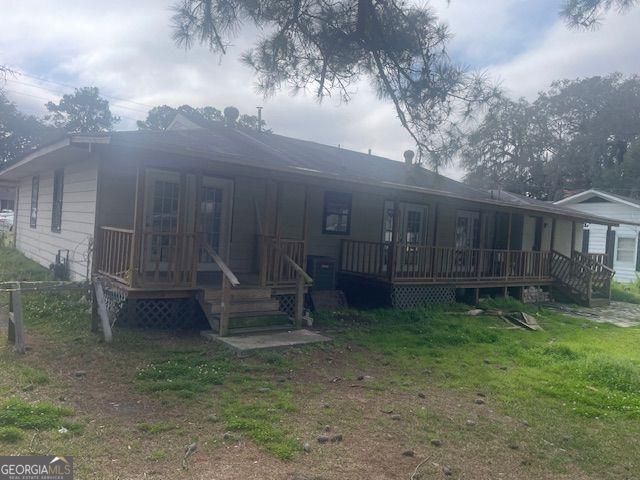 106 E Derenne Avenue, Savannah, GA 31405