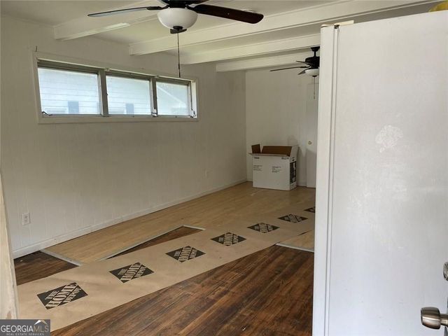 106 E Derenne Avenue, Savannah, GA 31405