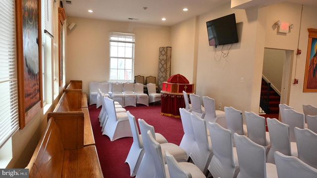 2715 22ND ST NE, Washington, DC 20018