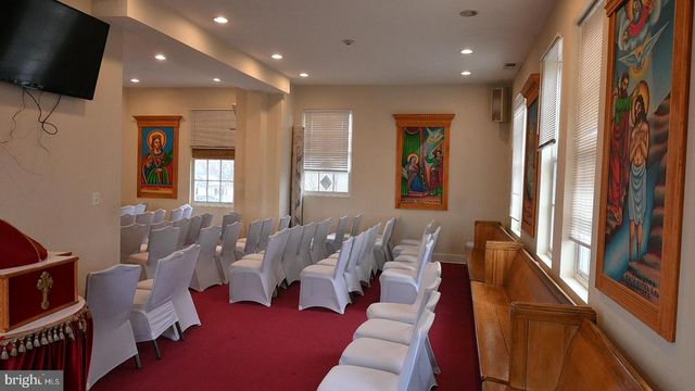 2715 22ND ST NE, Washington, DC 20018