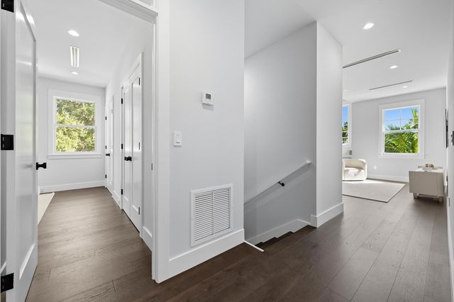 11823 Lake Shore Place, North Palm Beach, FL 33408